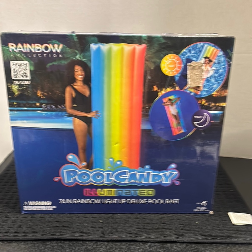 Rainbow Light-Up Pool Raft 74 inch